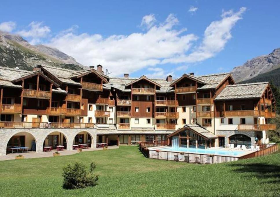 Residences De Luxe Les Alpages Val Cenis - 4 Pers 란슬부르 몽 세니 외부 사진